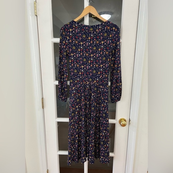 BODEN Sasha Navy Crown Flag Royal Print - Size 4 - Picture 3 of 9